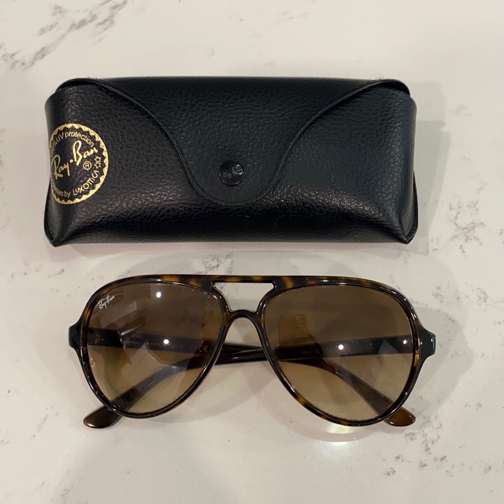 Ray-Ban Tortoise Aviator sunglasses